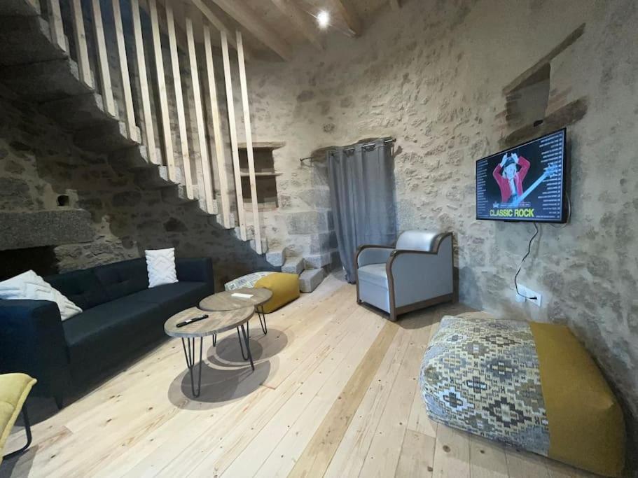 Loue Ancien Moulin A Vent Avec Piscine Et Jacuzzi Villa Neuvy-Bouin Bagian luar foto